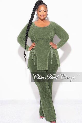 Final Sale Plus Size 2pc Ruched Drawstring Double Slit Top and Pants Set in Green