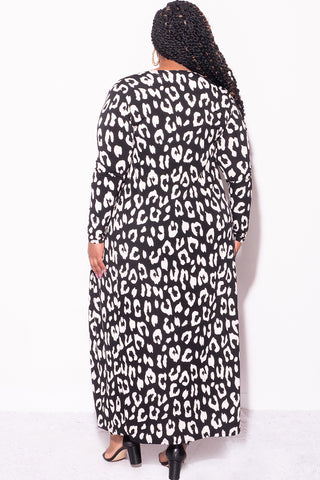 Final Sale Plus Size 2pc Duster & Spaghetti Strap Jumpsuit Set in Black & Beige Print