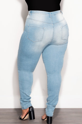 Final Sale Plus Size Jeans in Light Blue Denim