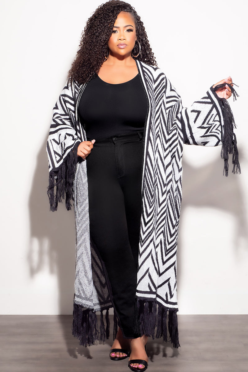 Final Sale Plus Size Knitted Cardigan with Bottom Tassels in Black and White Design Print