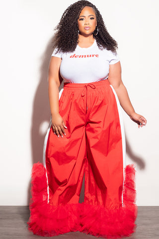 Final Sale Plus Size "Demure" Graphic Top in White and Red