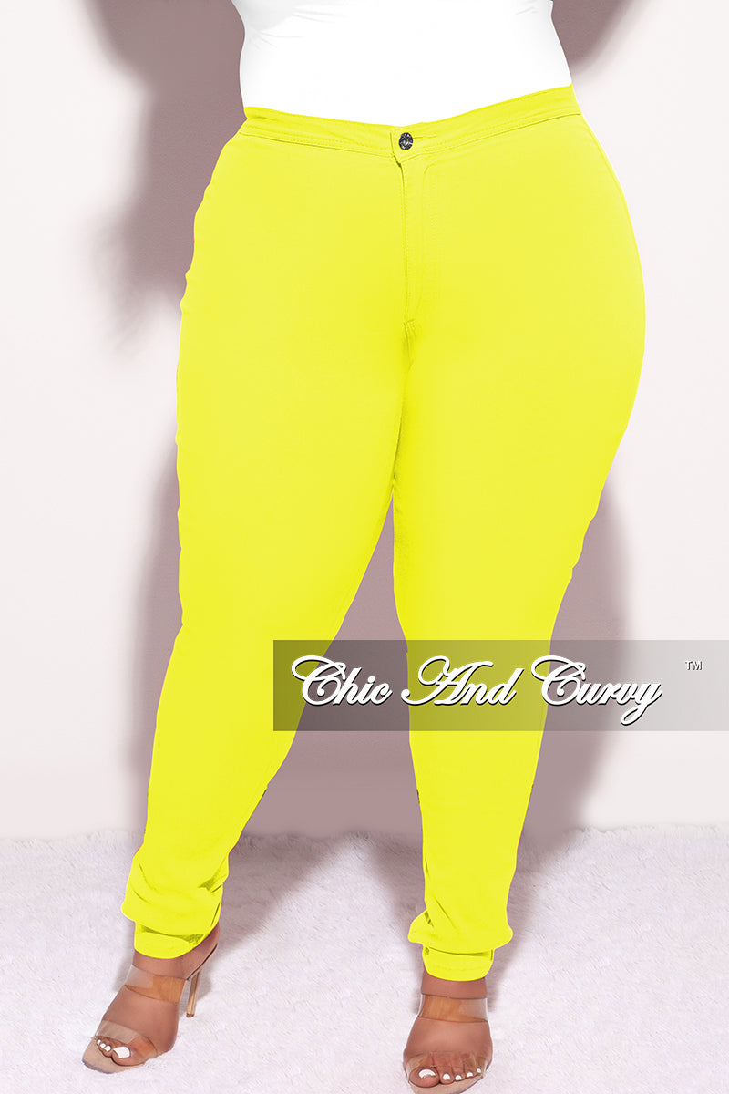 Final Sale Plus Size Jeans in Neon Yellow (Jeans Only)