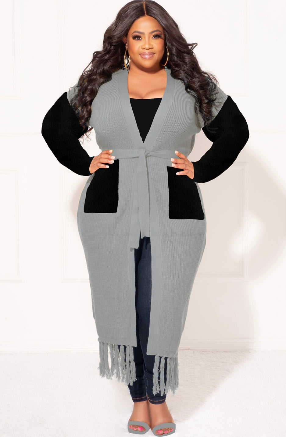 Final Sale Plus Size Duster in Grey with Black Chenille Pockets and 1/2 Sleeves