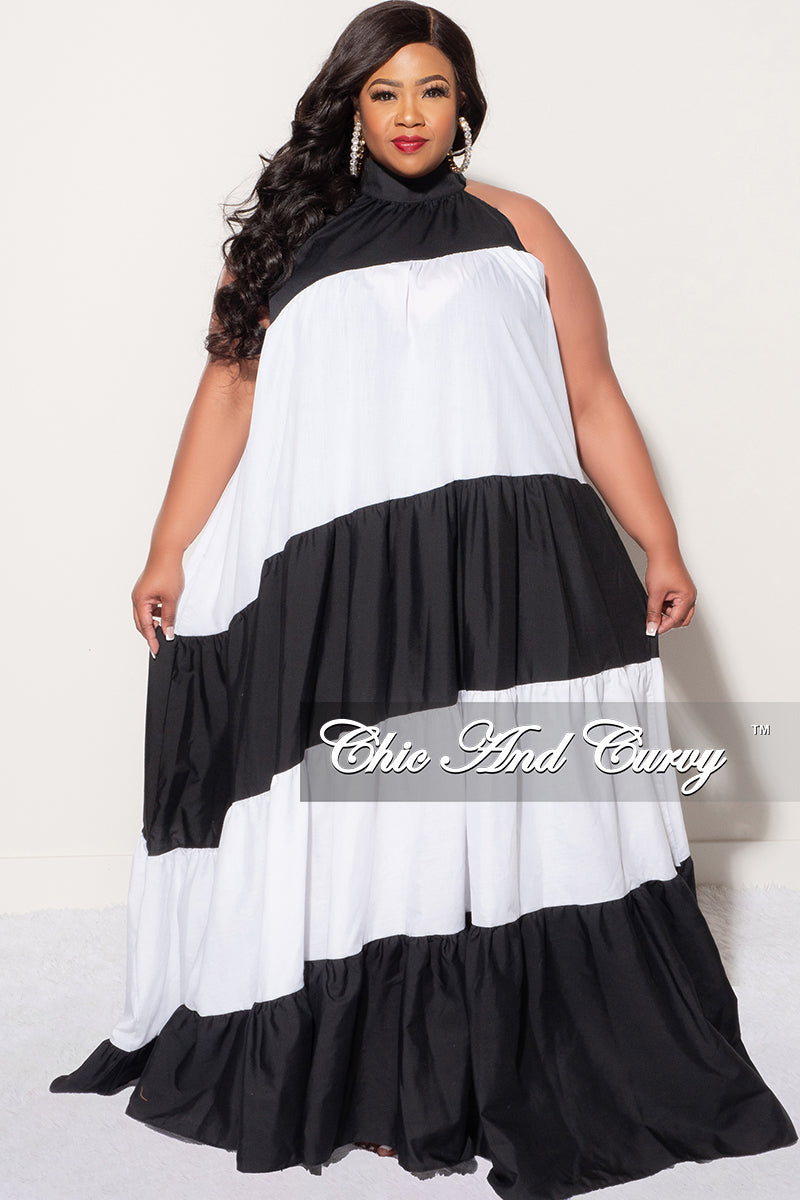Final Sale Plus Size Halter Maxi Dress in Black & White Chic And Curvy Final Sale Plus Size Halter Maxi Dress in Black & White Chic And Curvy