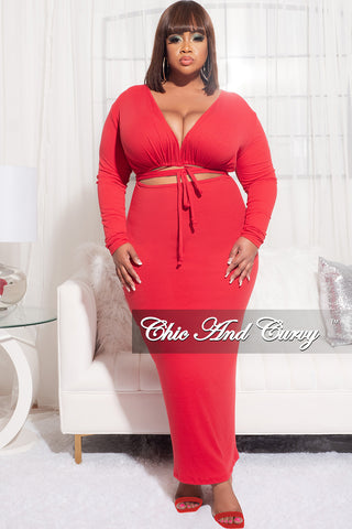 Final Sale Plus Size Long Sleeve Ribbed BodyCon with Front Cutout in Red
