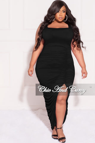 Final Sale Plus Size Sleeveless Ruched Bodycon Dress with Slit in Black
