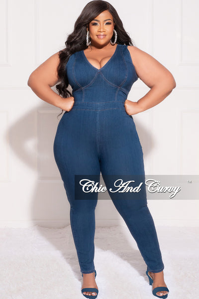 Final Sale Plus Size Deep V Sleeveless Jumpsuit in Dark Denim – Chic And  Curvy