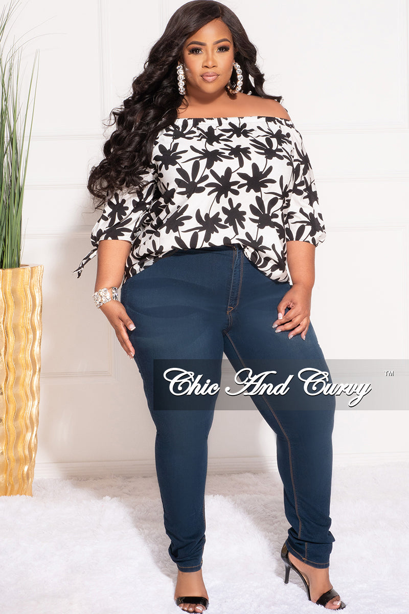 Final Sale Plus Size Off the Shoulder Top in White and Black Chestnut Leaf Print