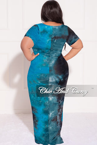 Final Sale Plus Size Short Sleeve Deep Scoop Neck Maxi Dress in Turquoise & Black Tie Dye Print