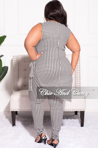 Final Sale Plus Size 2pc Sleeveless Top and Pants Set in Black and White Houndstooth Print