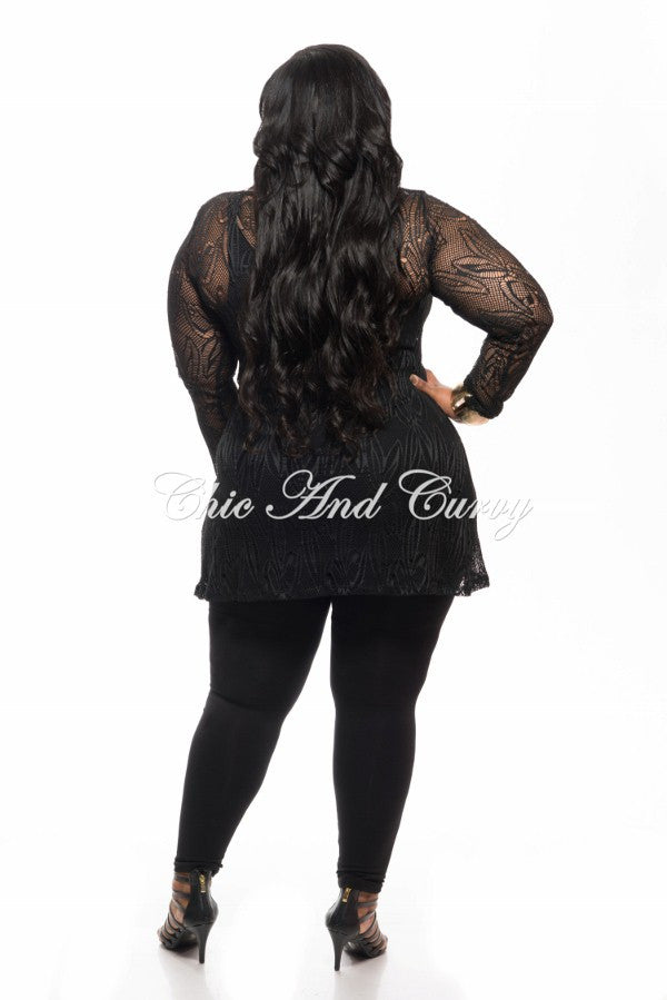 Final Sale Plus Size Long Sleeve Lace Netting Design Top in Black
