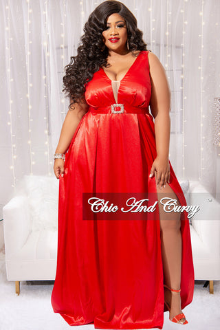 Final Sale Plus Size Satin Shimmer Sleeveless Gown with Front Slit in Red