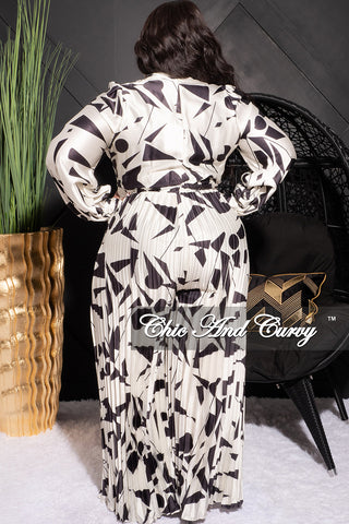 Final Sale Plus Size Satin Cut Out Palazzo Pleated Jumpsuit in Ivory and Black