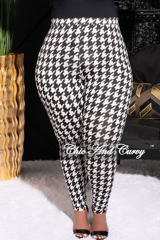 Final Sale Plus Size Leggings in Houndstooth Print – Chic And Curvy