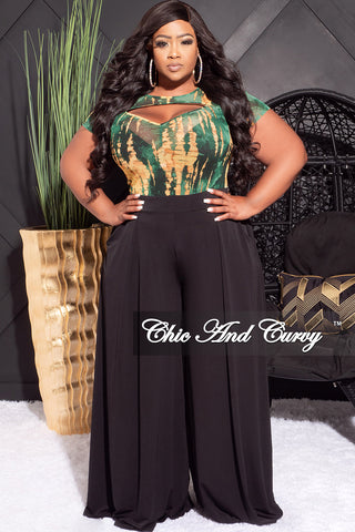 Final Sale Plus Size Short Sleeve Mesh Top with Front Cutout in Green and Mustard