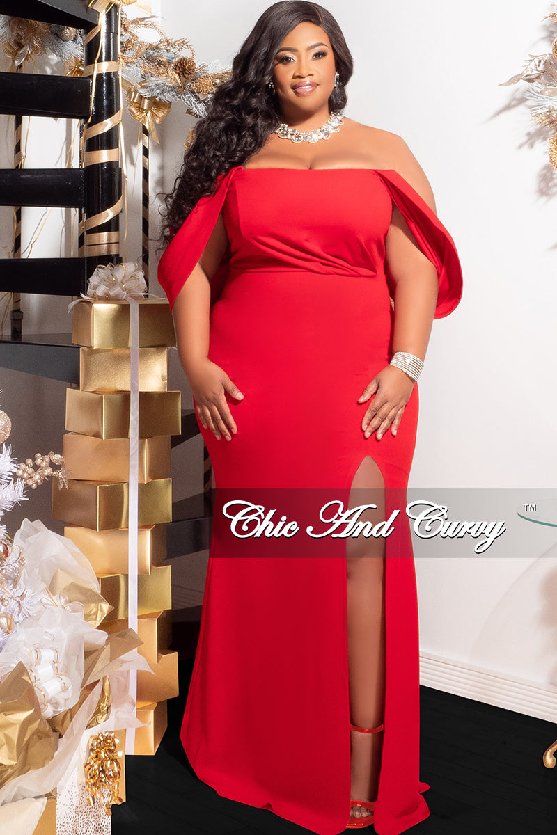 Final Sale Plus Size off the Shoulder Ruched Gown with Slit in Red – Chic  And Curvy