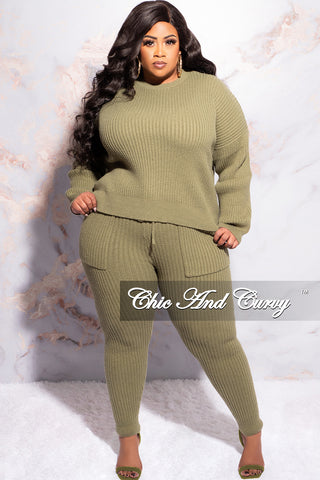 Final Sale Plus Size 2pc Sweater Pants Set in Olive