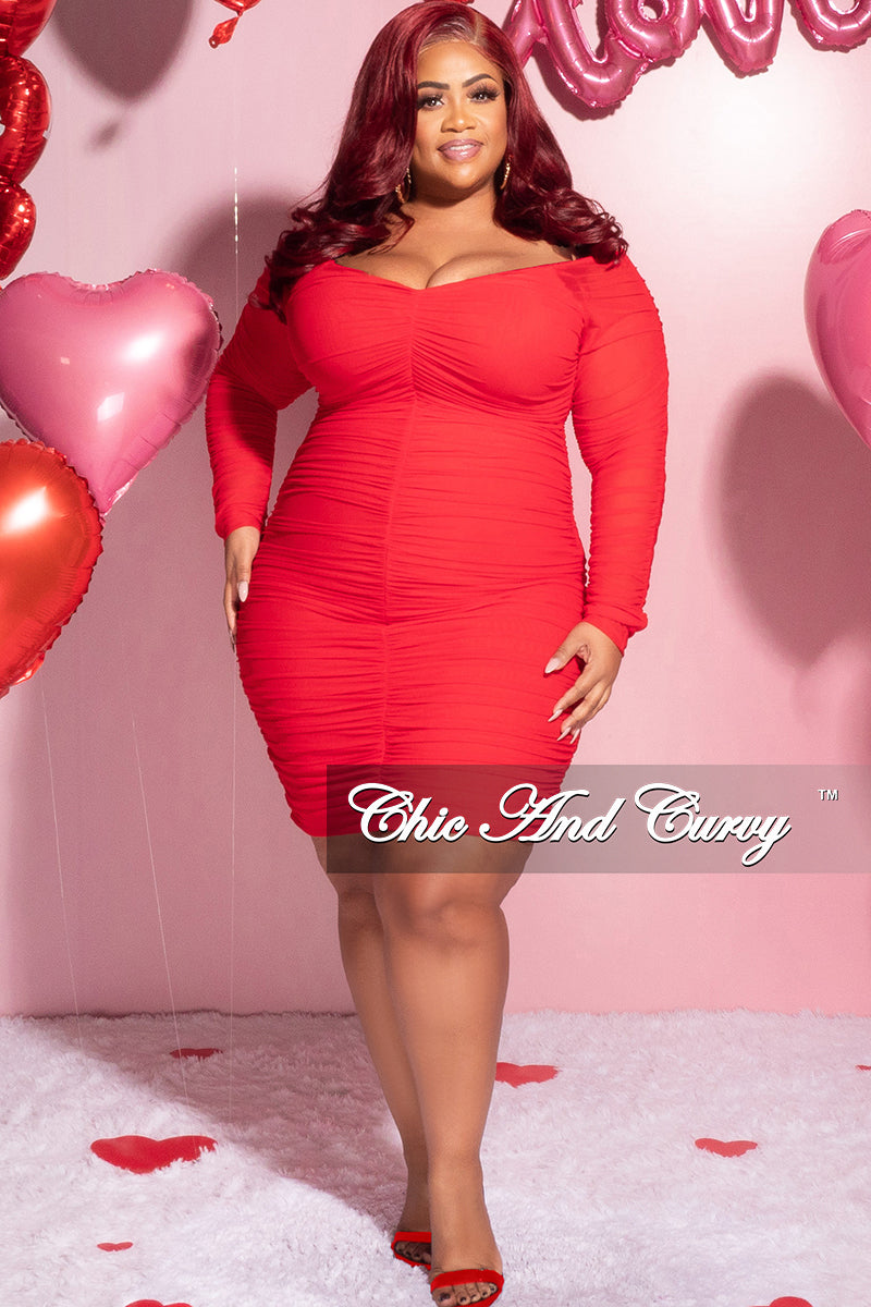 Final Sale Plus Size Ruched Off The Shoulder Mini Dress in Red