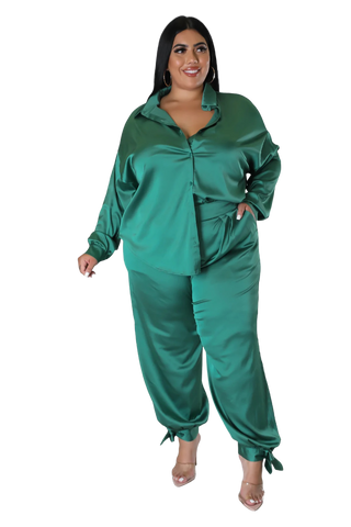 Final Sale Plus Size Satin 3pc Set (Collar Top, Tube Bra and High Waist Pants) in Green