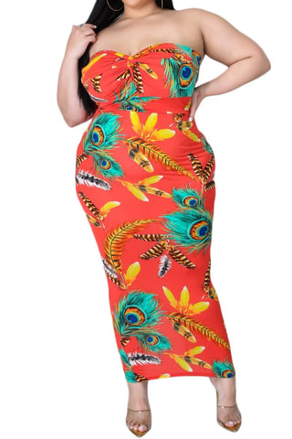 Final Sale Plus Size Strapless BodyCon Dress in Red Feather Print