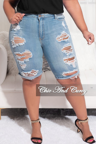 Denim Shorts for Curvy Girls - The Small Things Blog