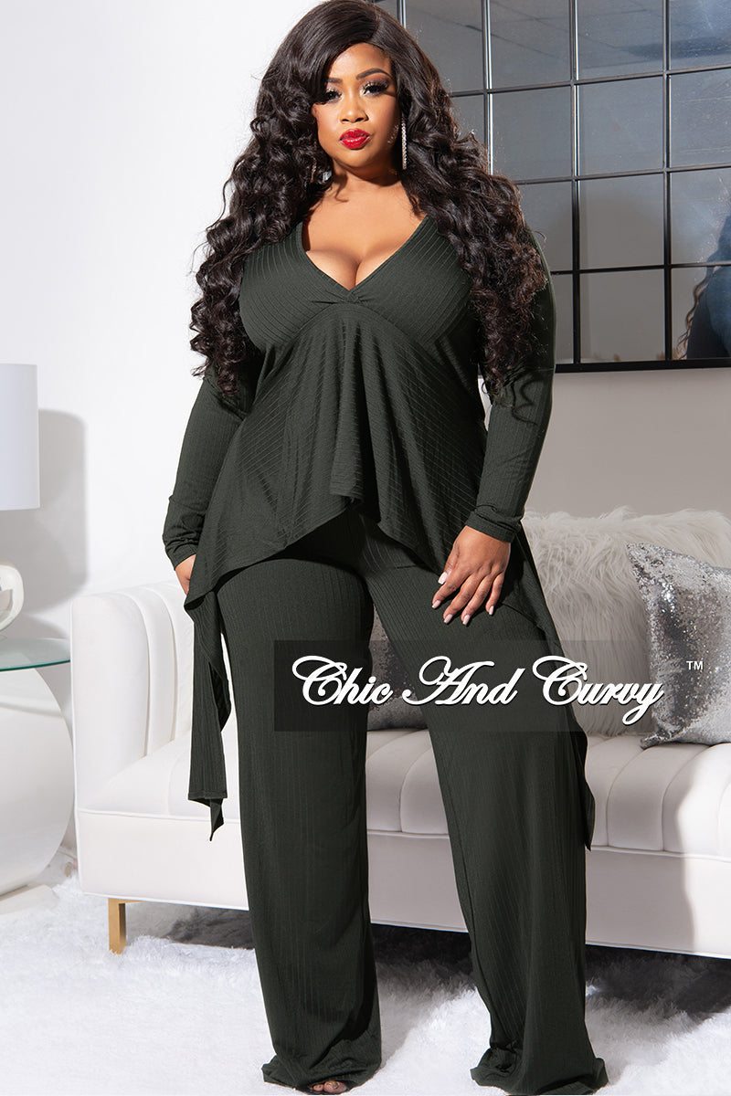 Final Sale Plus Size Ribbed 2pc Set with Peplum Front and Crop Back Top & Pants in Olive