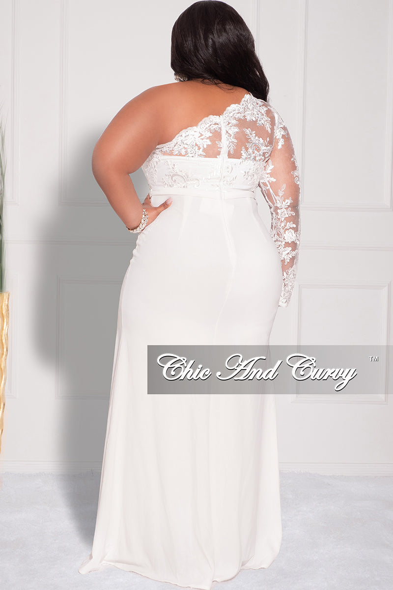 Final Sale Plus Size One Shoulder Long Sleeve Lace Detail Gown with Side Slit in Ivory - S 2/4 Final Sale Plus Size One Shoulder Long Sleeve Lace Detail Gown with Side Slit in Ivory - S 2/4