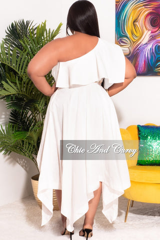 Final Sale Plus Size One Shoulder Hi Low Linen Dress with Grommet Details in Ivory