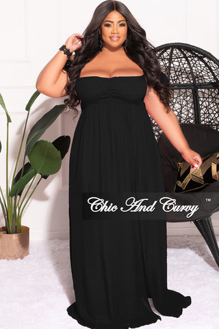 Final Sale Plus Size Off the Shoulder Smocked Maxi Dress in Black