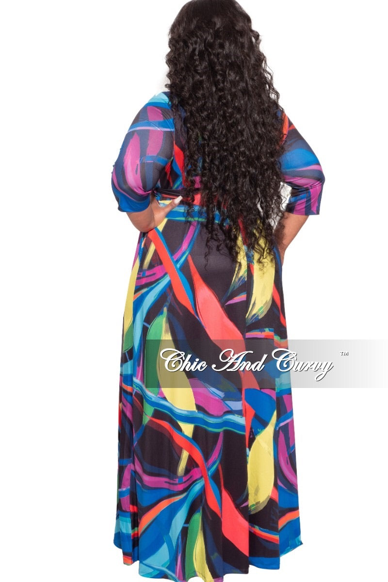 Final Sale Plus Size Maxi Pocket Dress in Multi-Color Swirl Print