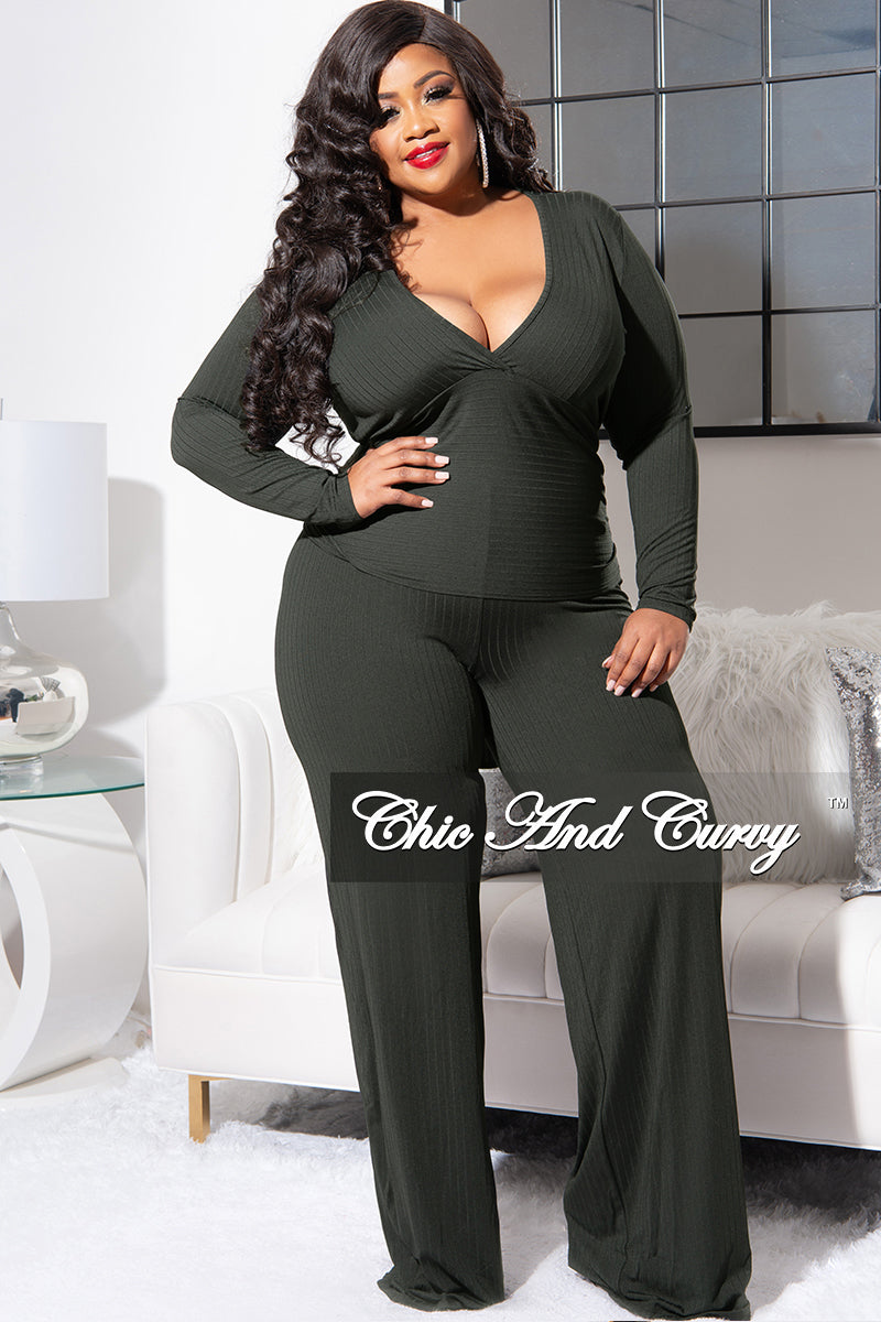 Final Sale Plus Size Ribbed 2pc Set with Peplum Front and Crop Back Top & Pants in Olive