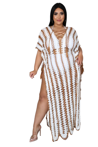 Final Sale Plus Size Crochet Cover Up in White & Tan