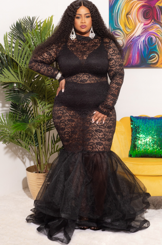 Final Sale Plus Size Full Length Lace Mermaid Gown with Tulle in Black