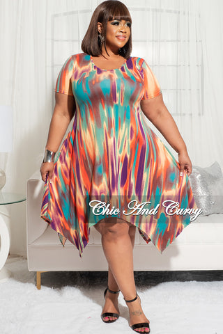 Final Sale Plus Size Short Sleeve High Low Dress in Multi Color Print
