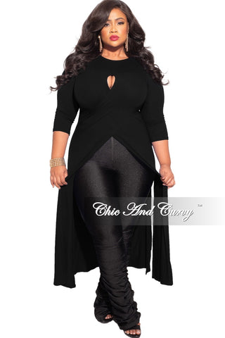 *Final Sale Plus Size Long Tunic Top with Keyhole in Black