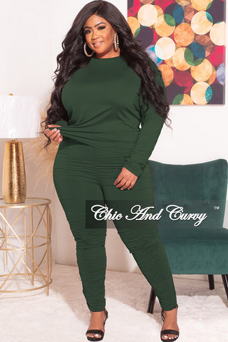 Final Sale Plus Size 2-Piece Top and Pants in Olive
