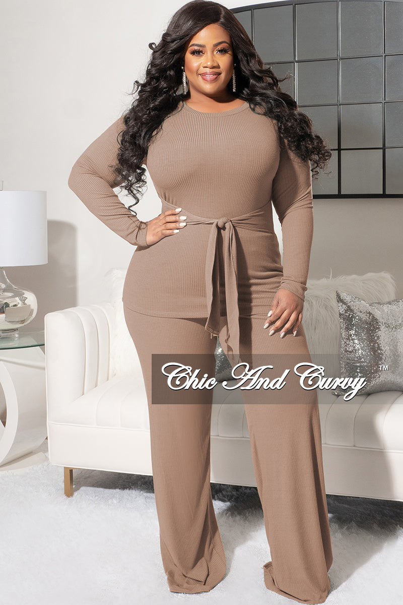 Final Sale Plus Size 2pc Ribbed Long Sleeve Top and Pants Set in Mocha