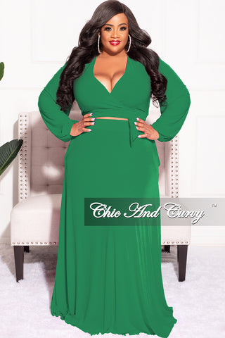 Final Sale Plus Size 2pc Long Sleeve Crop Tie Top and Skirt Set in Green