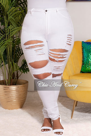 Plus Size Distressed Jeans in White – Chic And Curvy