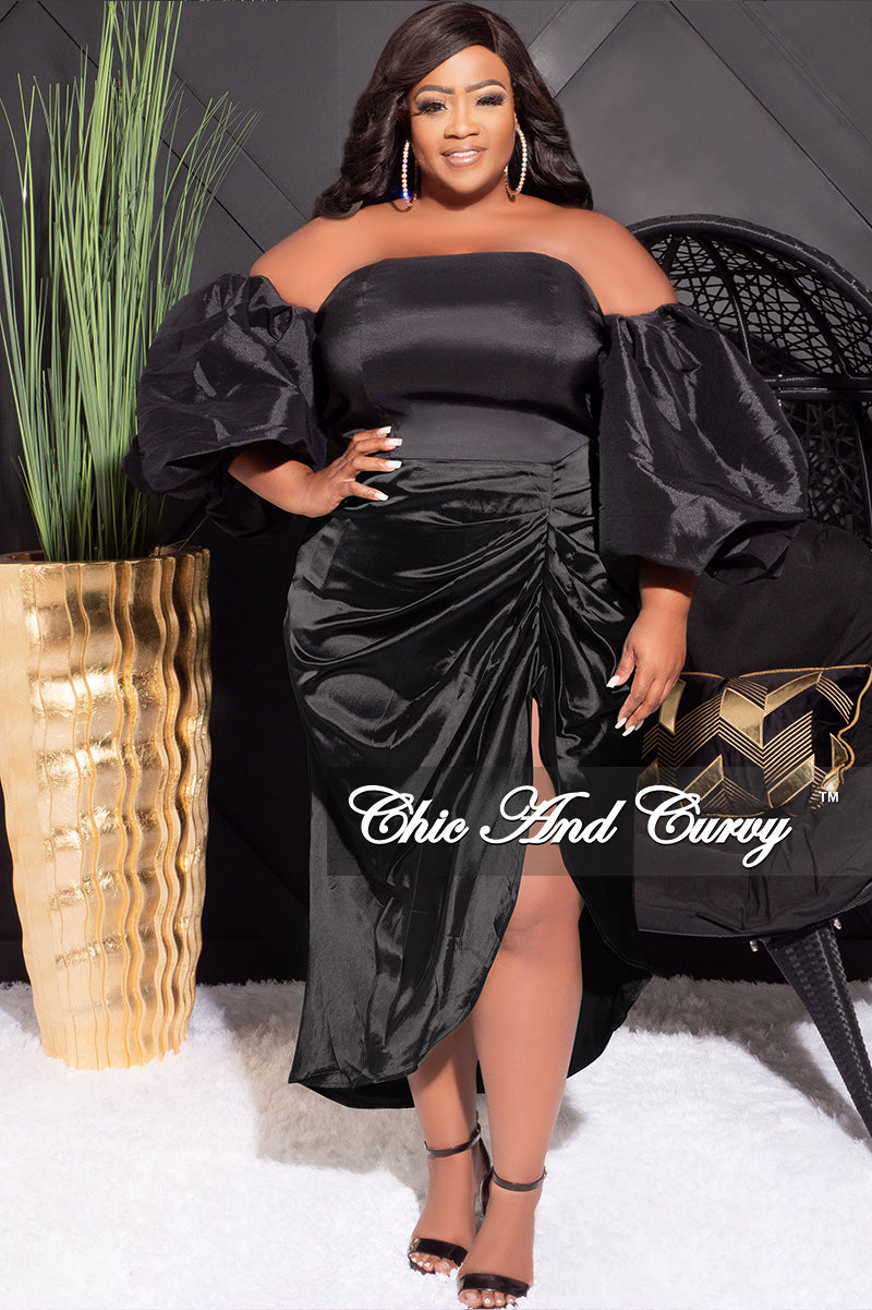 Final Sale Plus Size Satin Ruched Skirt in Black Chic And Curvy Final Sale Plus Size Satin Ruched Skirt in Black Chic And Curvy