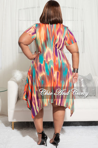 Final Sale Plus Size Short Sleeve High Low Dress in Multi Color Print