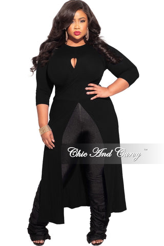 *Final Sale Plus Size Long Tunic Top with Keyhole in Black
