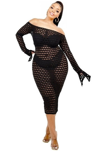 Final Sale Plus Size Off the Shoulder Fishnet Midi Dress with Slit Bel –  Chic And Curvy