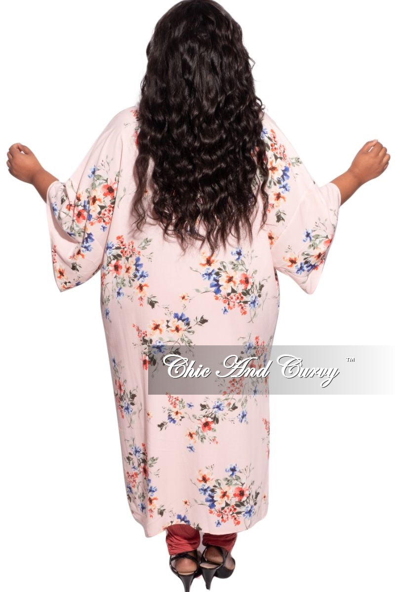 *Final Sale Plus Size 3/4 Sleeve Duster with Light Pink Background and Multicolor Floral Print