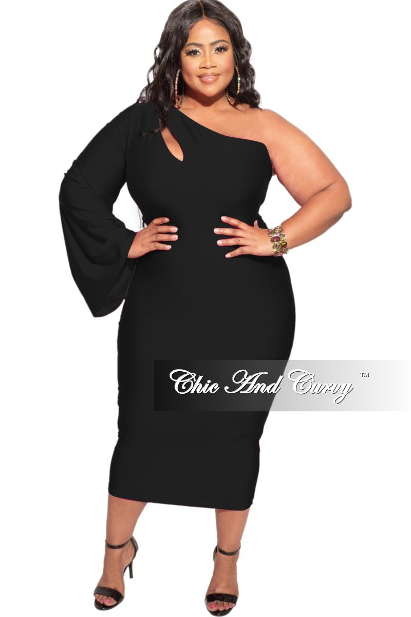 Final Sale Plus Size Shimmer One Bell Sleeve BodyCon Dress in Black