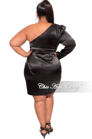 Final Sale Plus Size One Sleeve Dress in Black