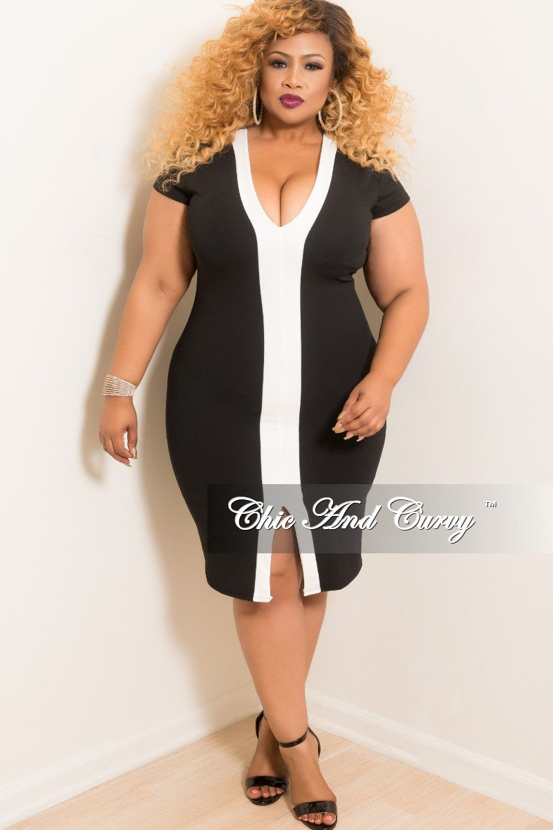 Final Sale Plus Size BodyCon V-Neck Short Sleeve Dress in Black with Off White Line - 1x 10/12 Final Sale Plus Size BodyCon V-Neck Short Sleeve Dress in Black with Off White Line - 1x 10/12