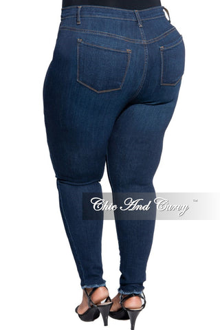 Final Sale Plus Size Frayed Hem Jean in Dark Denim