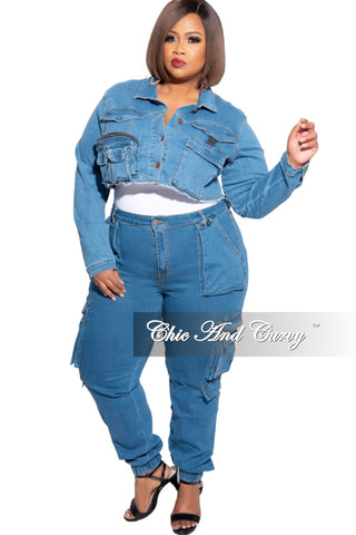 *Final Sale Plus Size Cargo Jeans in Denim