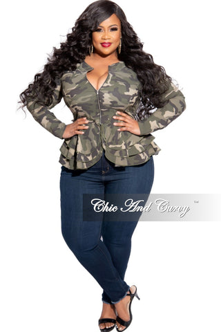 Final Sale Plus Size Frayed Hem Jean in Dark Denim